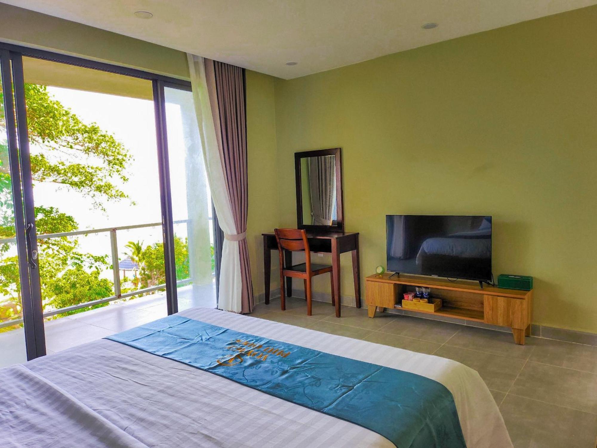 Voyage Phu Quoc Beach Resort Exterior photo